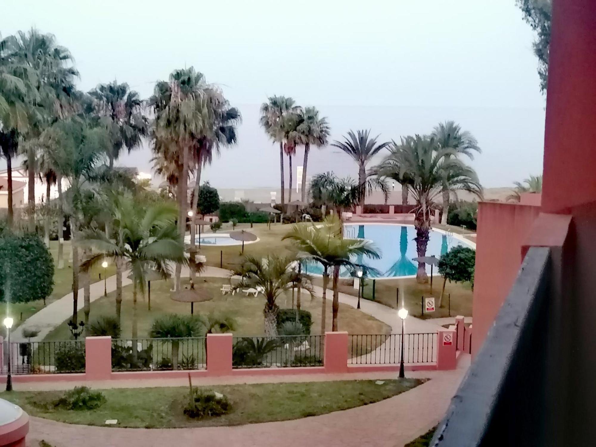 Cn-340 Suites Estepona Room photo