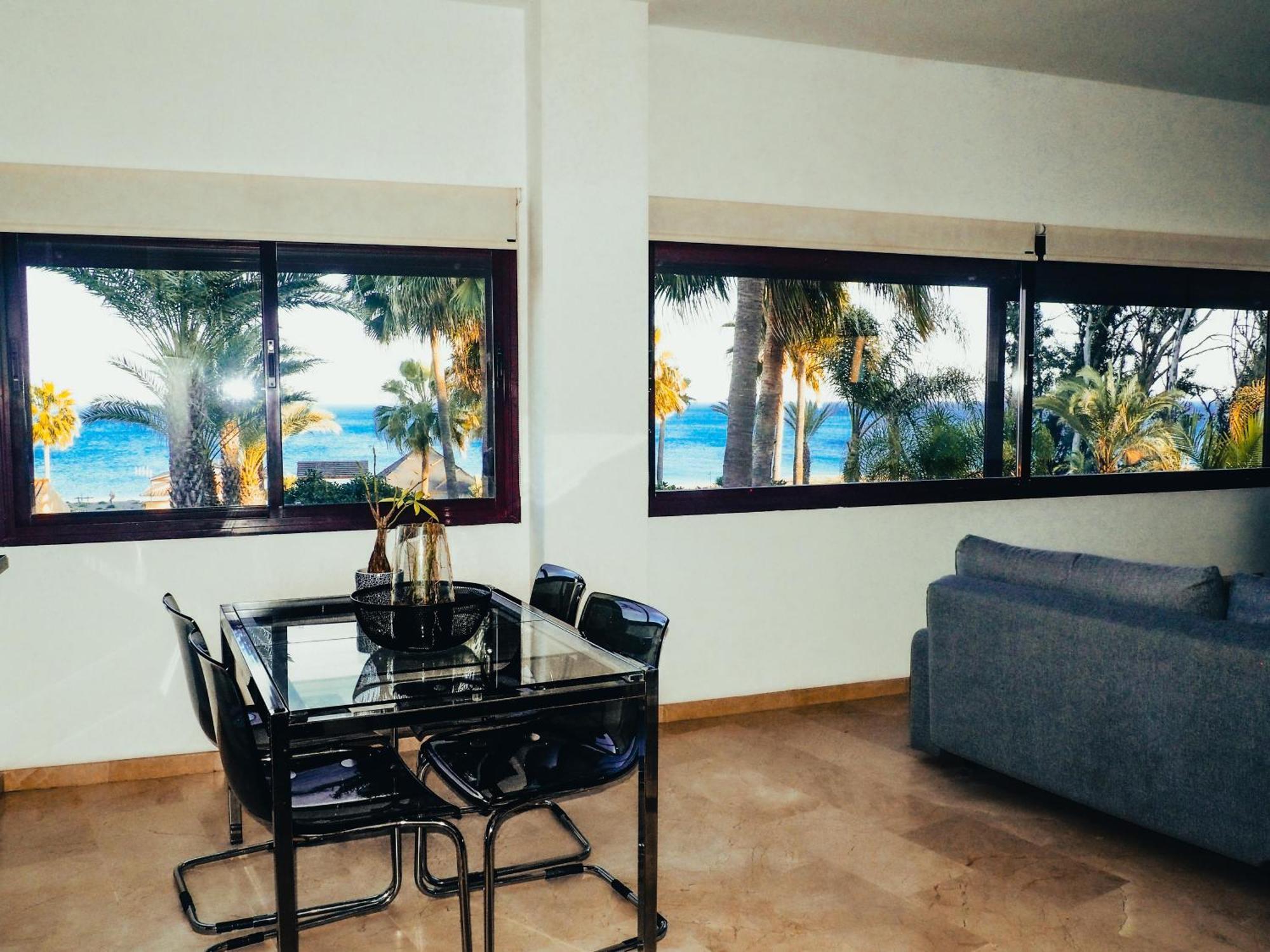 Cn-340 Suites Estepona Exterior photo