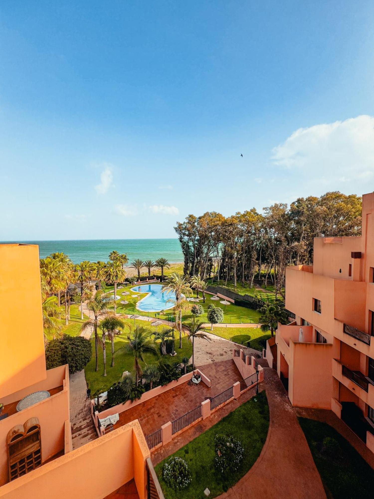 Cn-340 Suites Estepona Exterior photo
